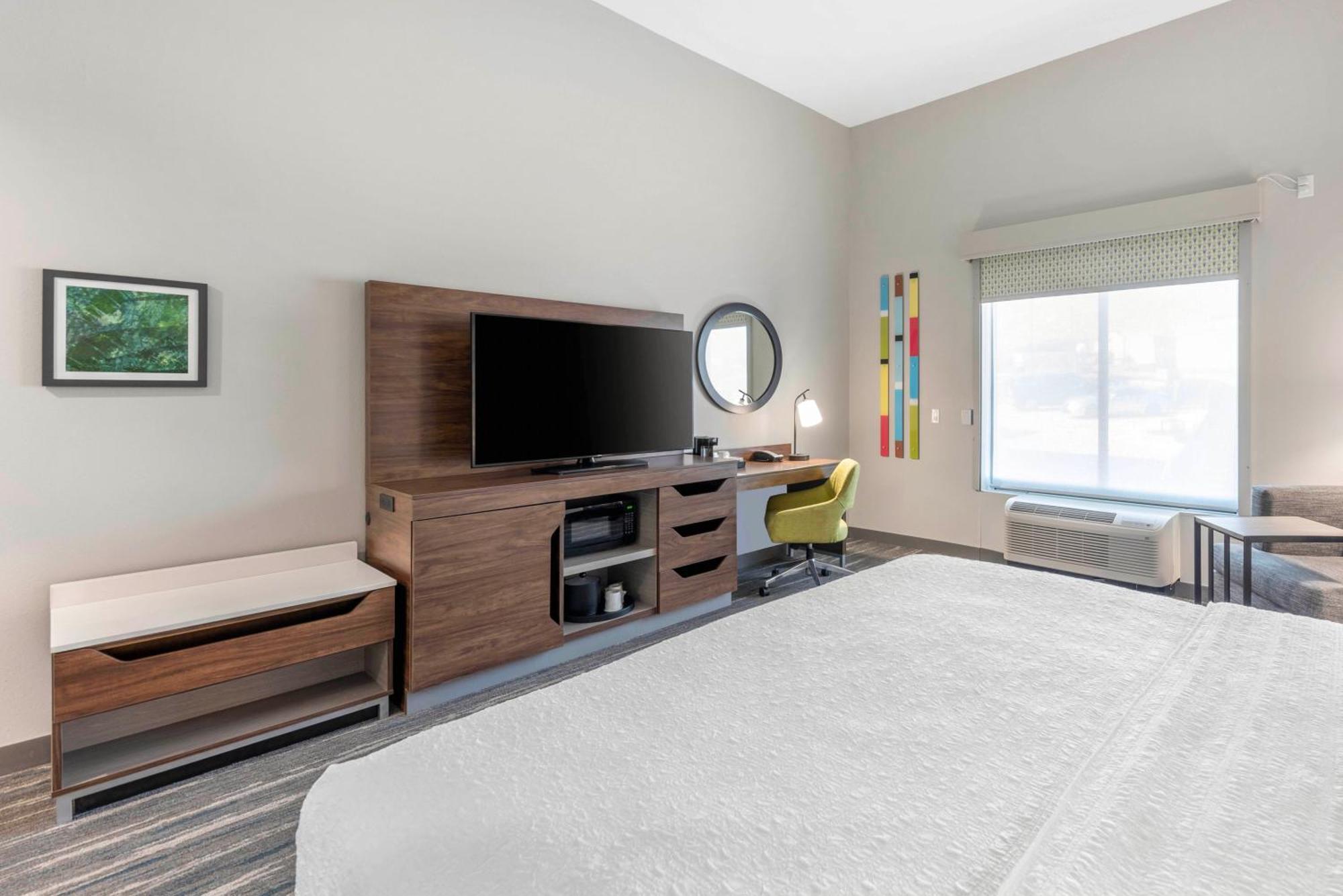 Hampton Hotel 3*